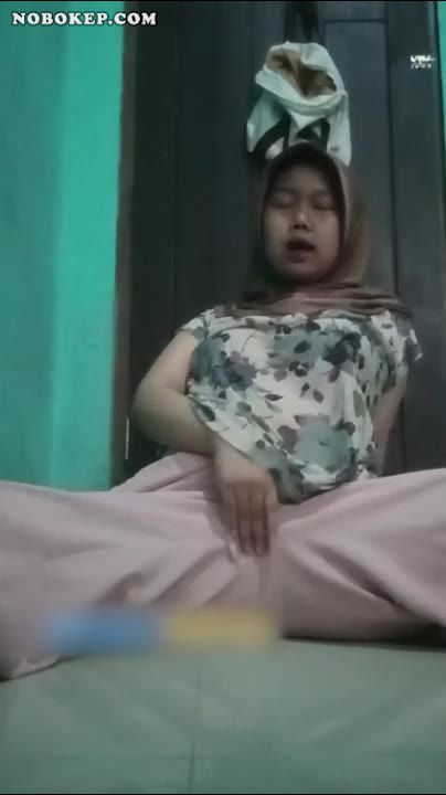 Viral Video Indo Hijab Lyora